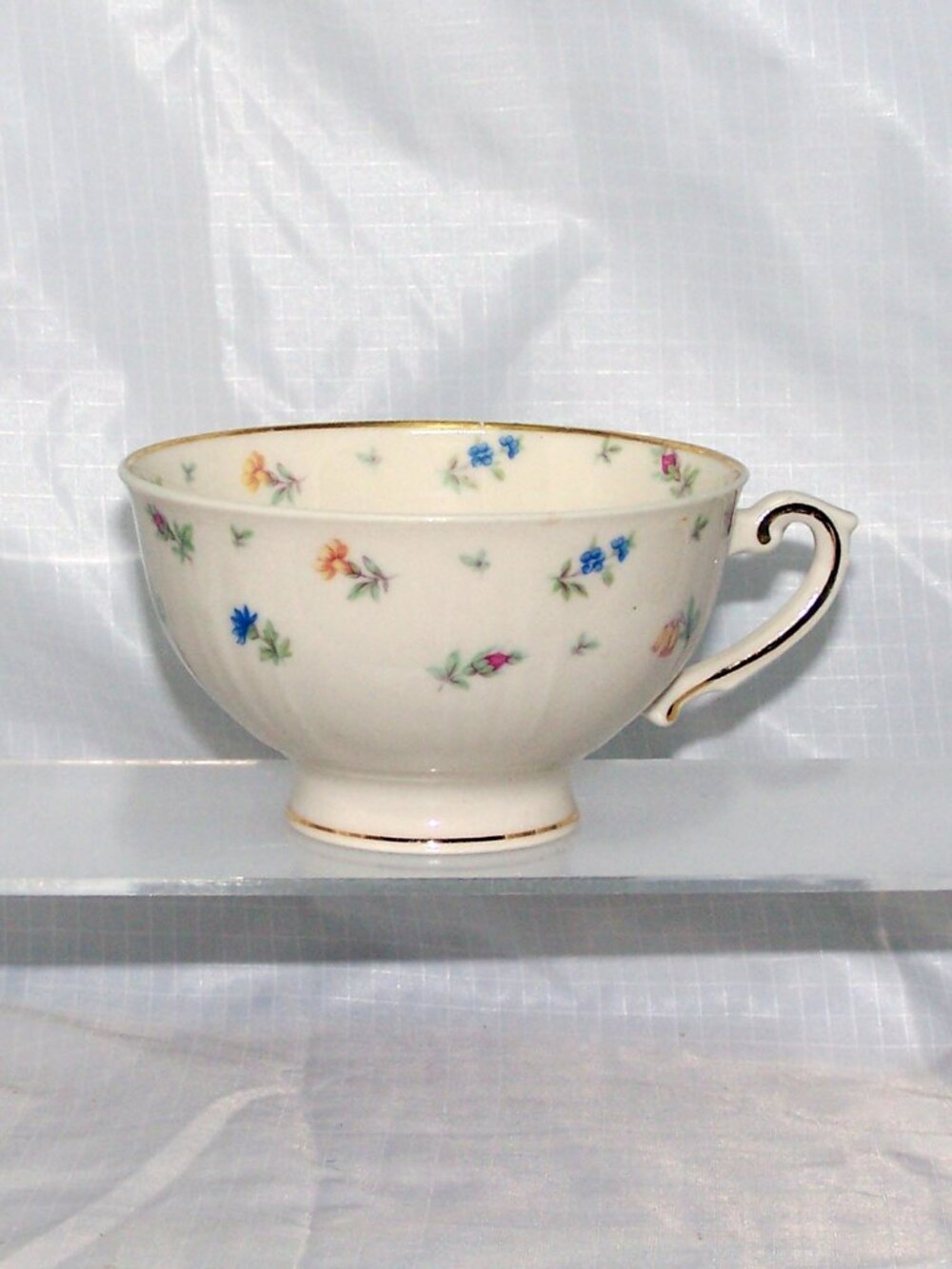 Footed Cup Suzanne by SYRACUSE